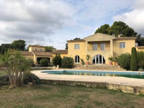 Cession d'un actif immobilier de prestige – Opération Value Add dans les Alpilles
